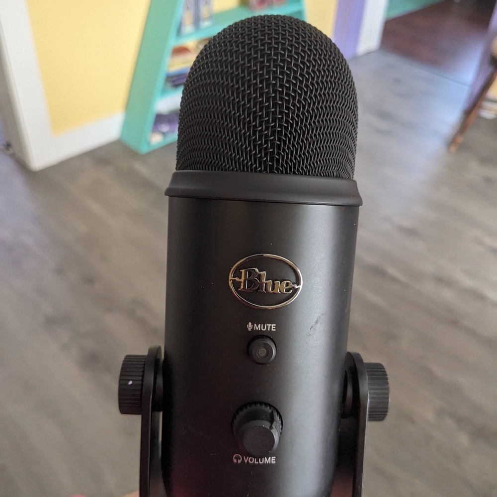 Blue Yeti Microphone (usb)